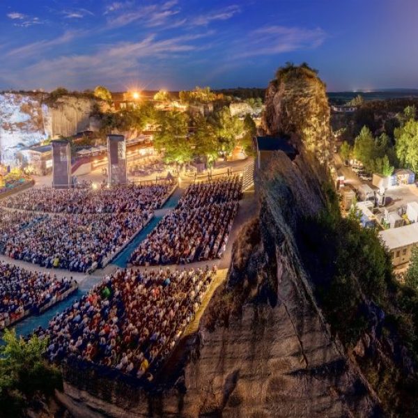 Übersichtsfoto Steinbruch St. Margarethen während der Premiere der Oper Turandot, Burgenland, 14.7.2021,