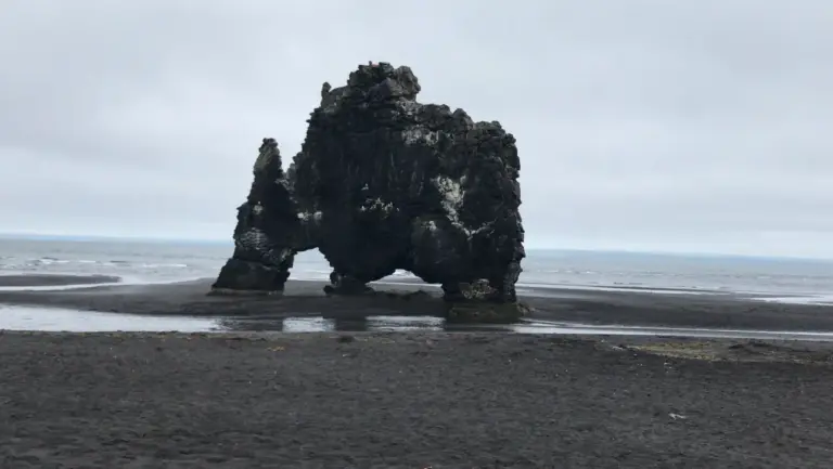 Island Felsenfenster