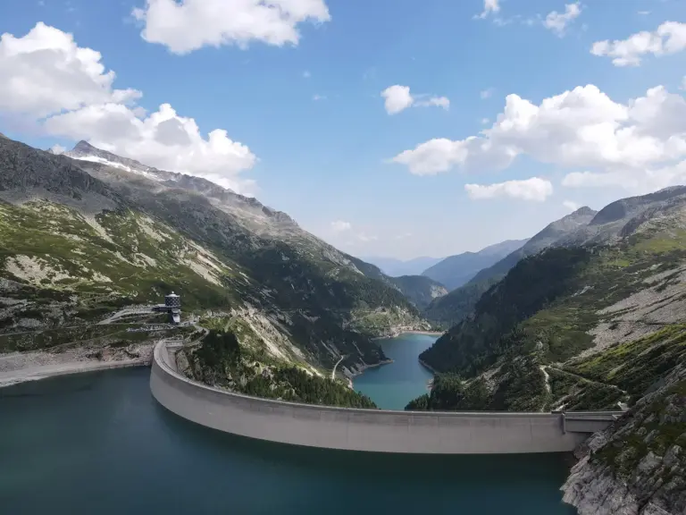 Kölbeinsperre by Lino