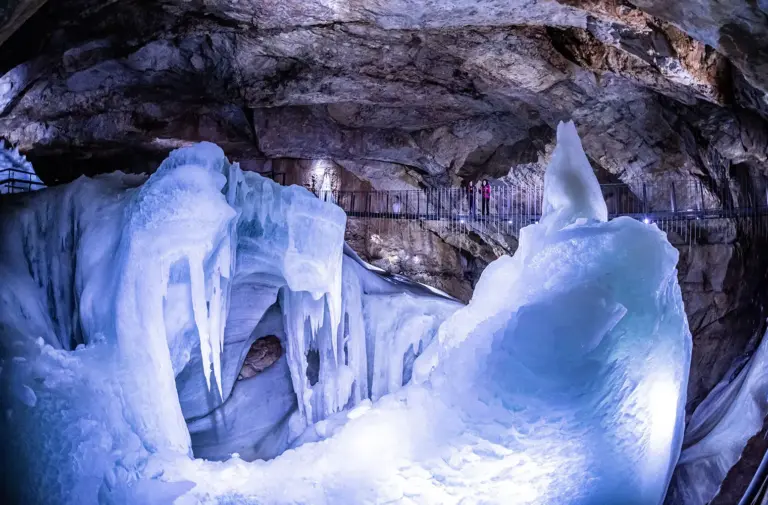 dachsteinhohlen-mirja_geh_254